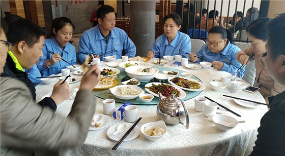 涌永硅橡膠祝大家元宵節快樂(lè )！